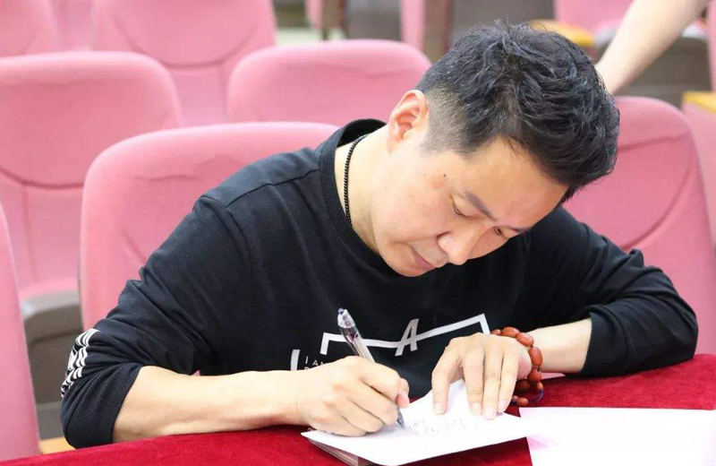 国家一级演员郭广平，三度饰演周总理，获一致好评 具体是什么情况？