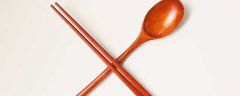 新筷子有气味怎么处理 筷子有味道能用吗 1分钟告诉你