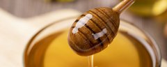 蜂蜜用多少度的水冲效果最好 蜂蜜用开水冲还是温水 1分钟告诉你