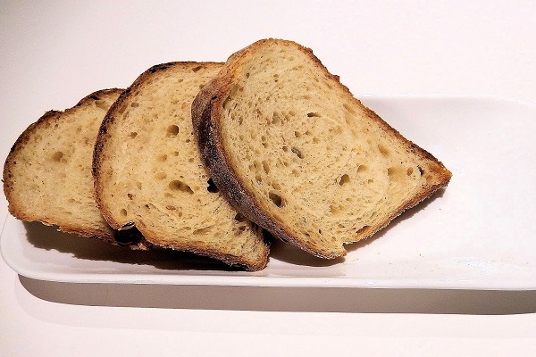 全麦面包的功效与作用 全麦面包的食用禁忌 1分钟详细介绍