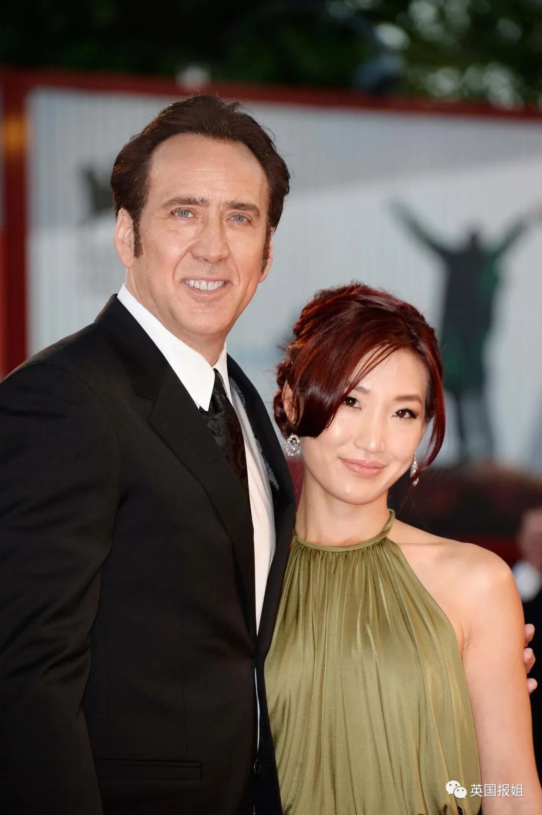 家暴破产…好莱坞影帝第五次闪婚，日本新娘小他30岁