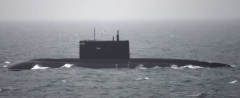 中国第一艘中型鱼雷潜艇是哪一年？