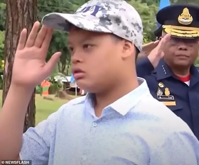 泰国16岁小王子被疑患自闭症！谁会继承王位成新谜题…