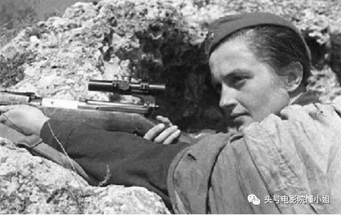 狙击手佳作在前，张艺谋的中国《狙击手》靠什么赢？