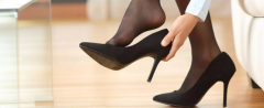 女员工必须穿高跟鞋上班吗？